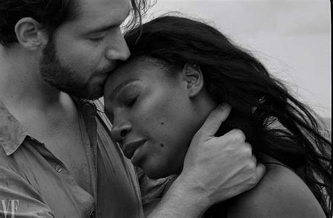Serena Williams Bares Her Baby Bump Poses Nude With Fiance For Vanity Fair Photos