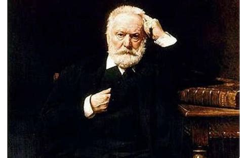 Una biografía resumida de Victor Hugo precisa clara con un recuento