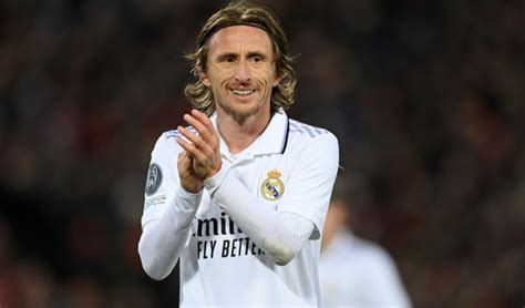 Modric renueva un año y seguirá en el Real Madrid hasta los 38 años