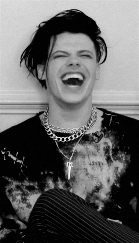 Yungblud 💍 Dominic Harrison Singer People