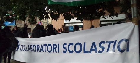 Collaboratori Scolastici Dopo 20 Anni Di Precariato Ex Lsu Di Palermo