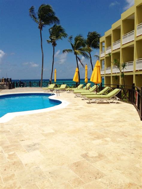 Sea Breeze Beach Hotel - Barbados