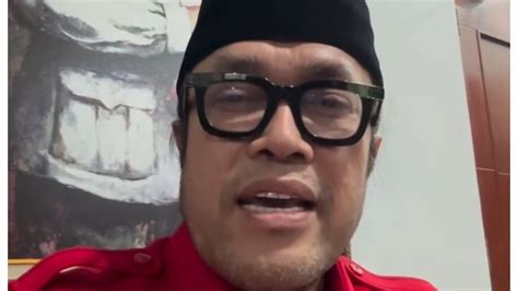 Ono Surono Umur Berapa Biodata Agama Politikus PDIP Yang Diisukan Maju