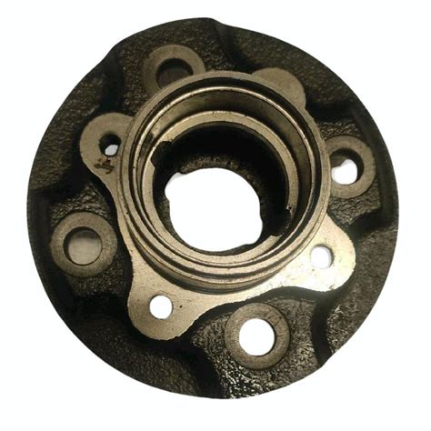 Caste Iron Ashok Leyland Dost Front Wheel Hub For Automotive At Rs