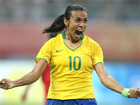 Marta é indicada a melhor jogadora do mundo pela 12ª vez Vvale