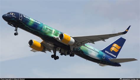 TF FIU Icelandair Boeing 757 256 WL Photo By Akbarali Mastan ID