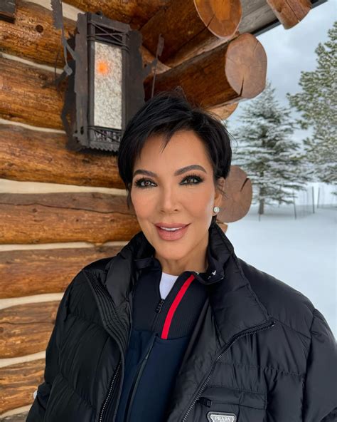 Kris Jenner Mocked Over Her Ridiculous Veneers And Nose In Heavily