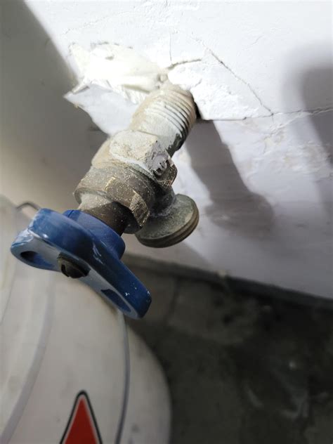 Replace Leaky Spigot Rhomeimprovement