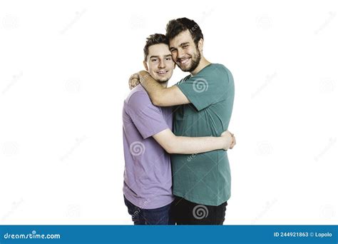 Pareja Gay Joven De Pie Juntos Por Un Entorno Aislado Imagen De Archivo Imagen De Adolescente