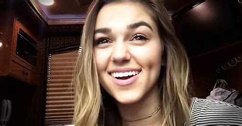 Sadie Robertson Has Beautiful Message For Girls Around The World