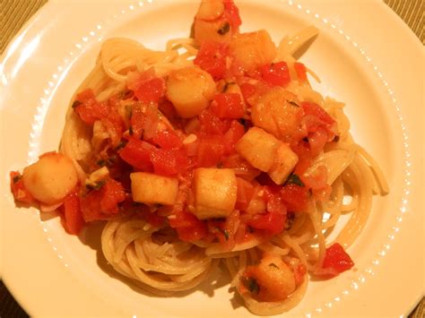 Bay Scallops with Pasta ~ Laws of the Kitchen