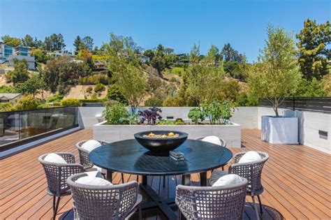 Bundy Drive Brentwood Los Angeles Modern Home Rooftop Terrace With