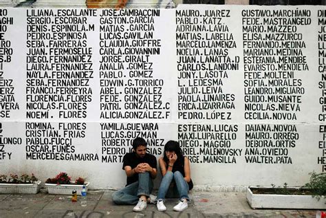 Los Procesos Colectivos En La República Argentina Voces En El Fenix