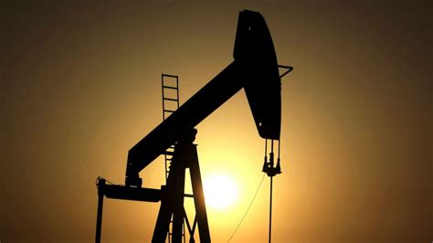 Oil And Gold Prices Rise Amid Us Iran Uncertainty Abc Houston