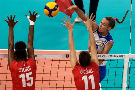 Volley Ball Euro Les Bleues S Imposent Facilement Face Aux Finlandaises