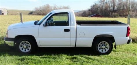 Find Used 2007 Chevy 1500 2 Door Pickup Truck Chevrolet Reg Cab V6