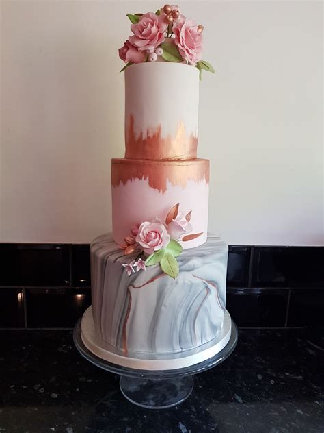 Marble Blush And Rose Gold Wedding Cake Rose Gold Wedding Cakes Rose Gold Cake Winter