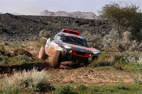 El Piloto Espa Ol Carlos Sainz Ya Es El Nuevo L Der Del Rally Dakar