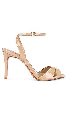 Schutz Hilda Sandal In Light Nude Revolve