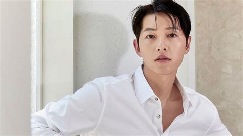 Agensi Konfirmasi Istri Song Joong Ki Hamil Anak Kedua