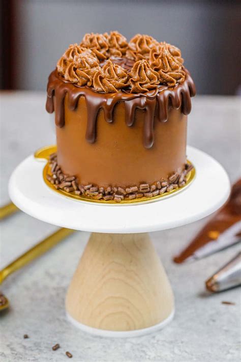 Mini Chocolate Cake Recipe The Perfect Date Night Dessert Chelsweets