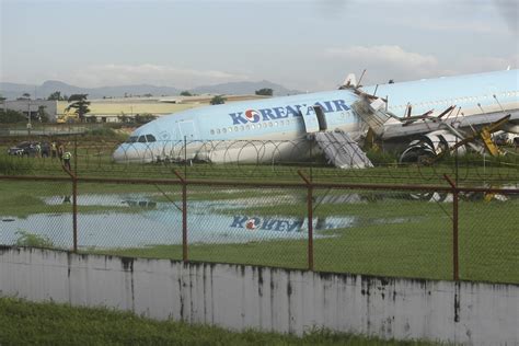 Aereo Korean Air Con Persone Finisce Fuori Pista Al Terzo Tentativo