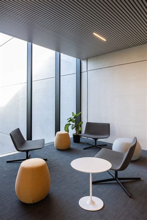 Linum Group / Kuurne - Buro Modern