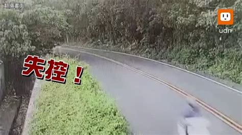 影／彰化警變「路怒浩克」！飆速逼車害撞山壁翻車 時事 聯合影音