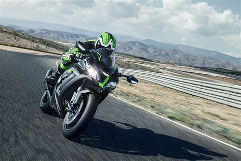 Motorrad Vergleich Kawasaki Ninja Zx R Krt Vs Kawasaki Ninja Zx