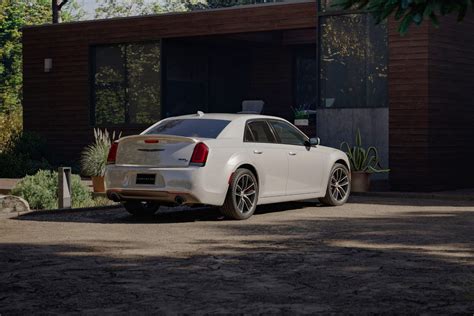 2023 Chrysler 300c Is A V8 Powered Goodbye Cnet