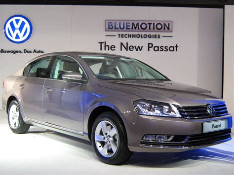 First Look Volkswagen Passat BlueMotion