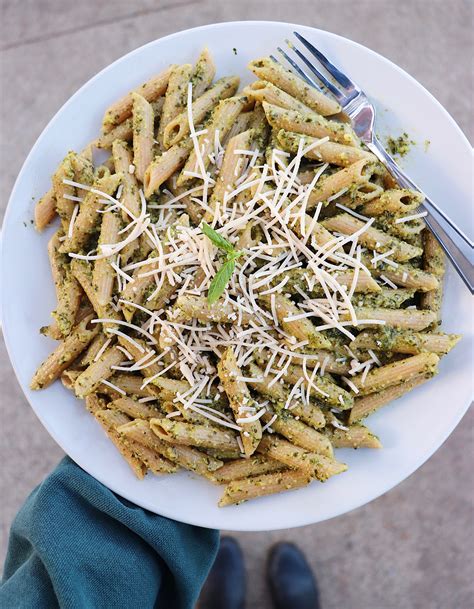 Pesto Penne Pasta – Six Vegan Sisters