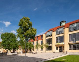 Hauptgebäude der Bauhaus Universität Weimar Kulturstadt Weimar