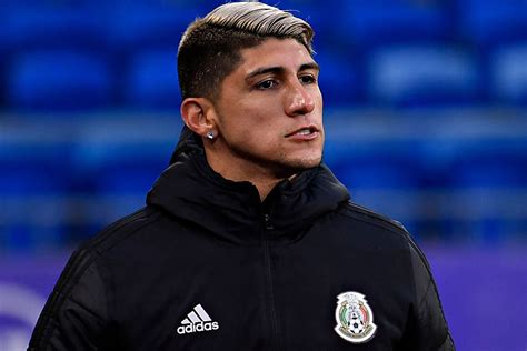 Alan Pulido Se Perder La Temporada Por Cirug A