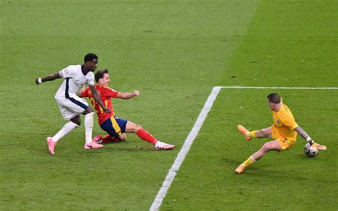 Why Wasnt Mikel Oyarzabals Spain Goal Ruled Out For Offside And Did