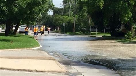 Crews Working To Repair North Dallas Water Main Break