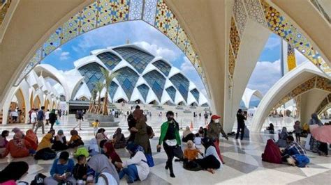 Bocah 4 Tahun Yang Jatuh Dari Balkon Masjid Al Jabbar Sudah Siuman