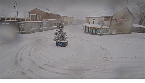 Gard La Neige Tombe En Abondance Dans Les C Vennes Et Autour Du Mont