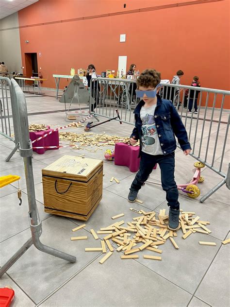 Photos Sarreguemines les enfants dans la peau de personnes handicapées