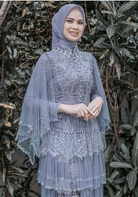 Pin By Strahmah On Simpan Cepat Kebaya Dress Model Dress Kebaya Kebaya