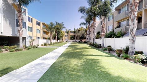 Residences At Woodlake Apartments Los Angeles Ca