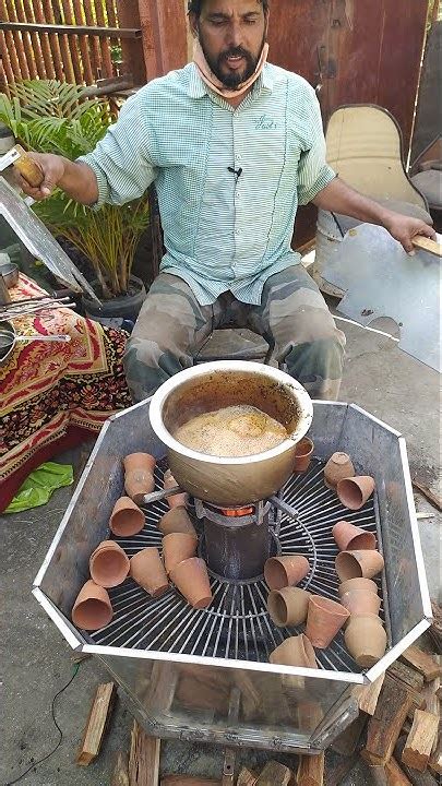 Tandoori Chai गैस वाला लकड़ी का चूल्हा उपर Chai Or Niche Tandoori Chai Do Kam Ek Sath Ek Hi