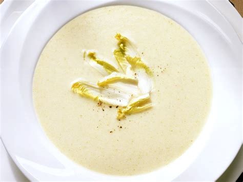 Creamy endive soup Recipe | EatSmarter