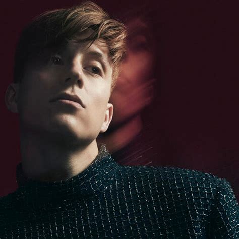 Loïc Nottet albumok dalok playlistek Zenehallgatás a Deezeren