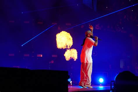 ELADIO CARRIÓN Movistar arena