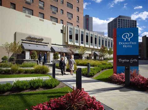 DoubleTree Hotel & Suites (Downtown Pittsburgh) | PGH Events