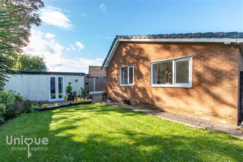 Fleetwood Road North Thornton Cleveleys Fy5 2 Bedroom Bungalow For