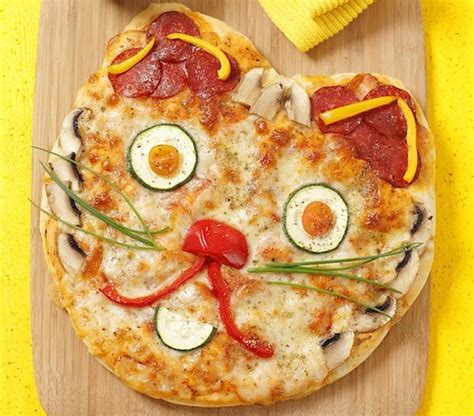 Pizza Aux Legumes En Forme De Chat Pour Les Enfants