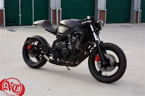 Honda Cbr F Cafe Racer Garage Cafe Racers Customs Passion