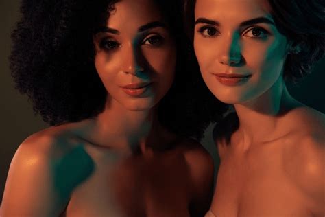 20 558개의 Beautiful naked bodies photos 로열티 프리 이미지 및 스톡 사진 Shutterstock